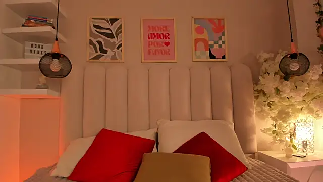 cute  cherry  online show from February 26, 2026, 9:14 pm