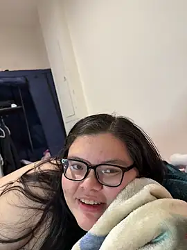 LiverandBrat77 online show from February 22, 2026, 3:40 am