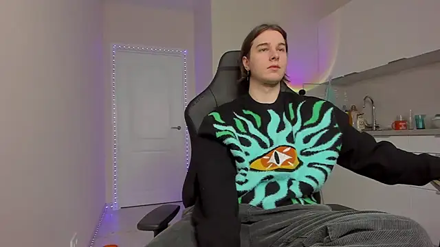 Vincent Strong online show from February 26, 2025, 7:42 am