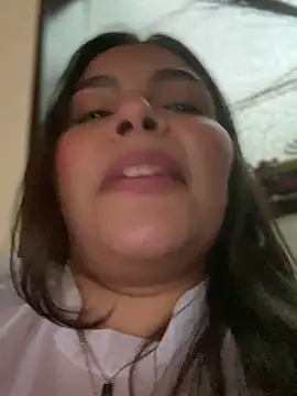 GigiiStone online show from December 14, 2024, 11:45 pm