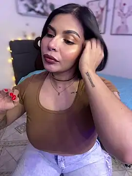 GigiiStone online show from March 1, 2025, 11:04 pm