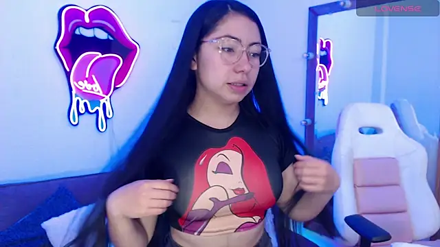 demyanderson  online show from April 21, 2026, 12:23 am