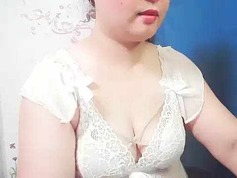 Snapshot of xiaorou-z chatting on October 7, 2025, 4:48 pm xiaorou-z online show from October 7, 2025, 4:48 pm