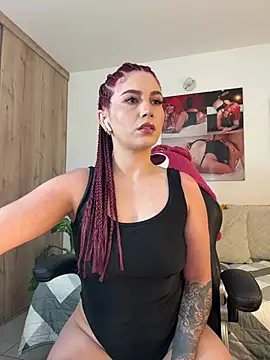 zafiro mo0n online show from February 19, 2025, 10:20 pm