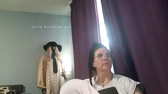 Snapshot of AlfejiRise chatting on March 29, 2026, 12:05 pm AlfejiRise online show from March 29, 2026, 12:05 pm