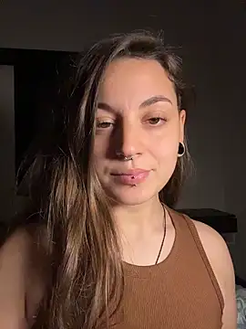 SrMonoYAlba online show from June 13, 2026, 12:52 am