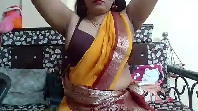 NautyBabe online show from November 25, 2025, 5:46 pm