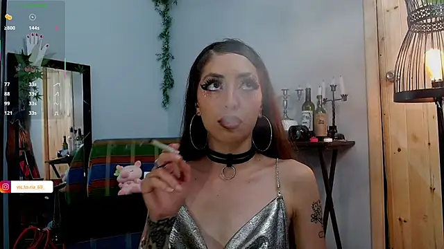 VickyJackson  online show from February 14, 2025, 5:25 pm