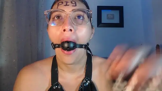 DaMikaela  online show from March 18, 2025, 7:20 pm