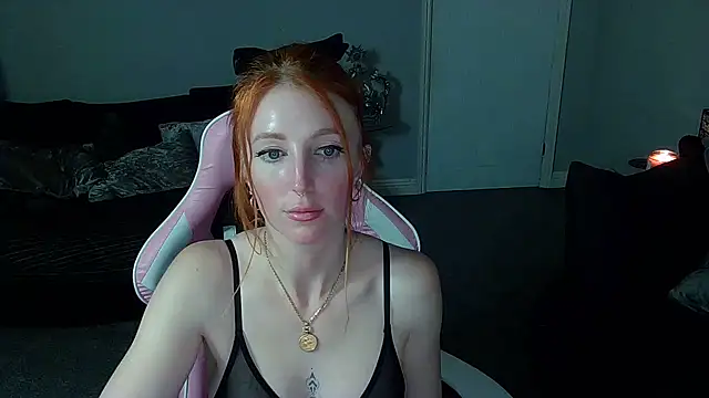 Snapshot of Red_firesquirt chatting on December 2, 2024, 9:50 pm Red firesquirt online show from December 2, 2024, 9:50 pm