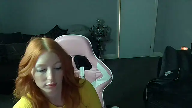 Snapshot of Red_firesquirt chatting on March 14, 2025, 3:25 pm Red firesquirt online show from March 14, 2025, 3:25 pm