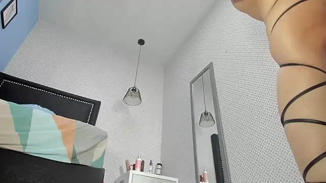 Snapshot of LORENADAVIES chatting on February 11, 2025, 4:55 am LORENADAVIES online show from February 11, 2025, 4:55 am