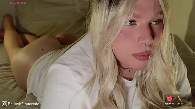 Snapshot of IsabellaFigueredo__ chatting on September 9, 2025, 4:23 am IsabellaFigueredo   online show from September 9, 2025, 4:23 am