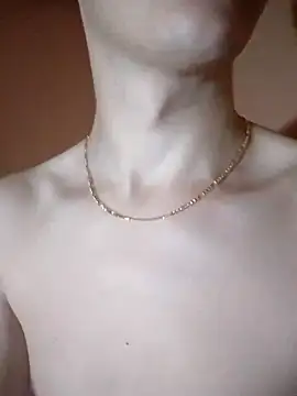 Snapshot of MiroKari2 chatting on September 21, 2025, 12:01 am MiroKari2 online show from September 21, 2025, 12:01 am