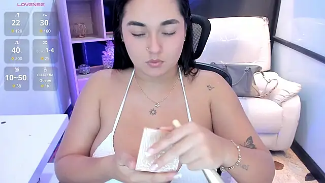 CelesteBrucee online show from January 20, 2025, 8:07 pm