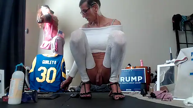 Taylorsexbot online show from December 5, 2024, 6:55 pm