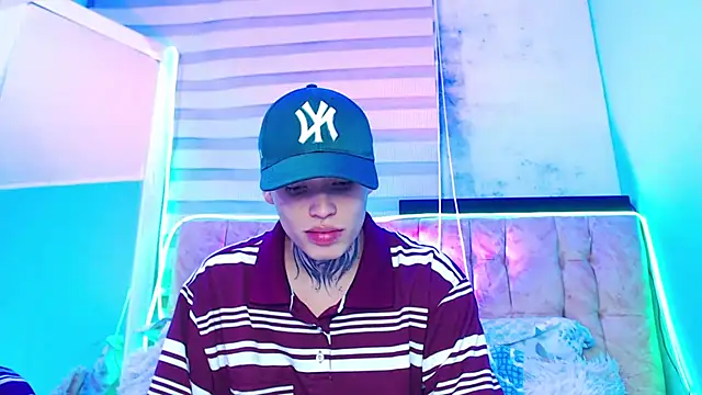  justinmoon2 online show from March 11, 2025, 4:43 am