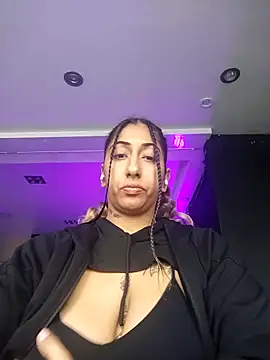 Snapshot of Hotasiansensation chatting on November 12, 2025, 9:53 am Hotasiansensation online show from November 12, 2025, 9:53 am