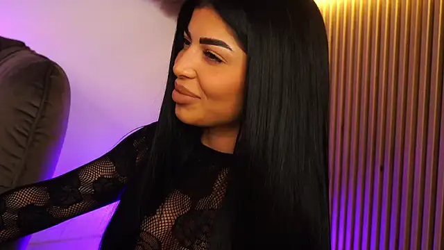 KimyBroox online show from April 26, 2026, 8:50 pm