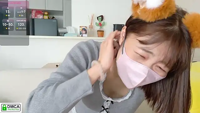 SUZU  online show from October 12, 2025, 3:16 am