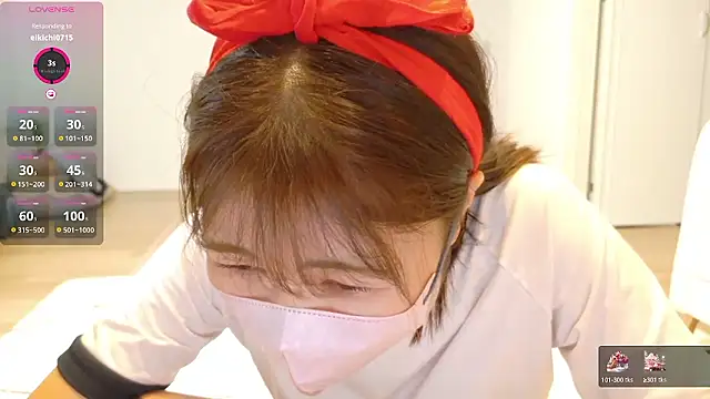 SUZU  online show from October 13, 2025, 12:05 pm