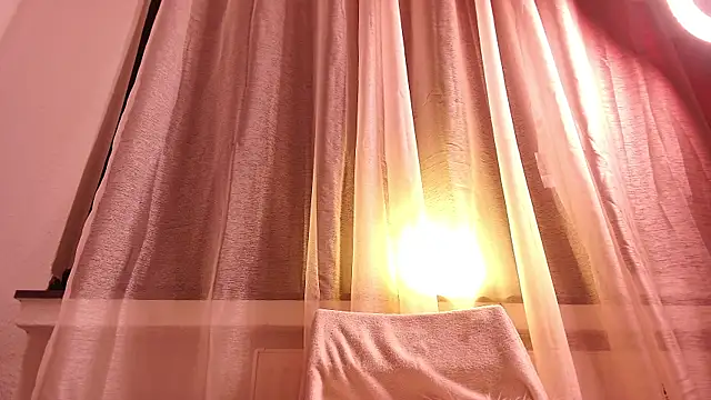 Snapshot of SecretAnni chatting on February 2, 2025, 9:13 pm SecretAnni online show from February 2, 2025, 9:13 pm