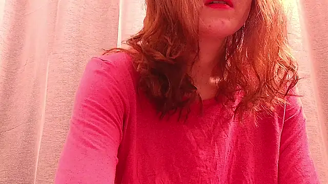 Snapshot of SecretAnni chatting on February 4, 2025, 3:33 am SecretAnni online show from February 4, 2025, 3:33 am