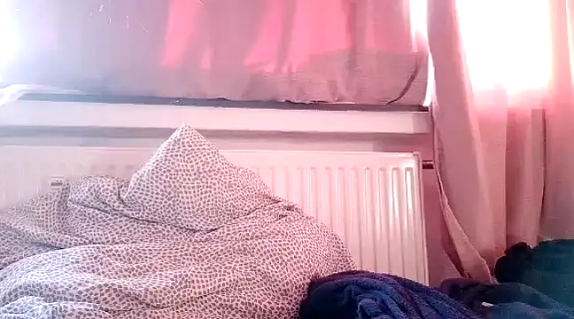 Snapshot of SecretAnni chatting on February 16, 2025, 8:10 am SecretAnni online show from February 16, 2025, 8:10 am