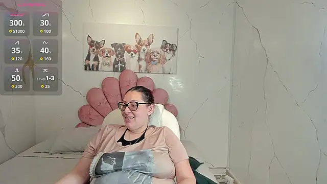 NiickyJones online show from February 1, 2026, 11:14 pm