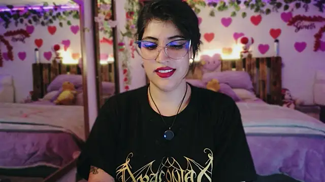 Snapshot of azahar__ziiz chatting on June 9, 2026, 12:22 am azahar ziiz online show from June 9, 2026, 12:22 am