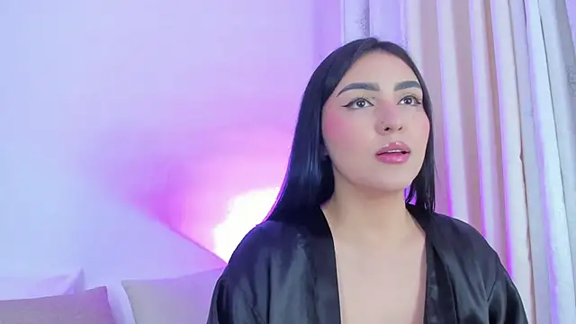 Snapshot of Abby__colins chatting on December 6, 2024, 11:14 pm Abby  colins online show from December 6, 2024, 11:14 pm