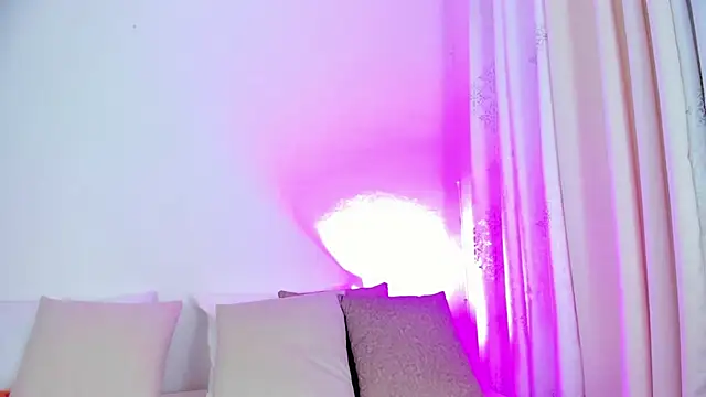 Snapshot of Abby__colins chatting on January 18, 2025, 4:42 pm Abby  colins online show from January 18, 2025, 4:42 pm