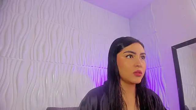 Snapshot of Abby__colins chatting on September 27, 2025, 4:45 pm Abby  colins online show from September 27, 2025, 4:45 pm