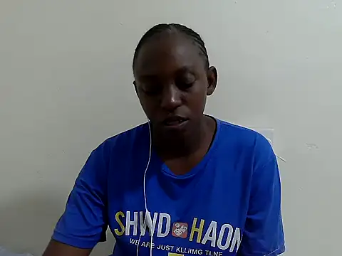 lizbela1 online show from December 2, 2025, 7:53 pm