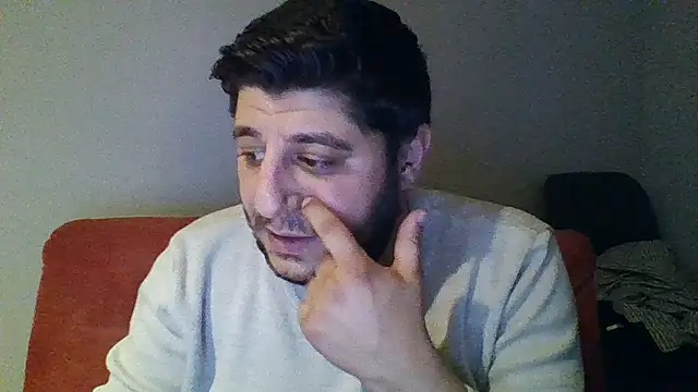 erkekkkadam online show from March 25, 2026, 5:30 pm