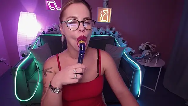 Snapshot of RikaRaily chatting on January 7, 2025, 8:56 am RikaRaily online show from January 7, 2025, 8:56 am