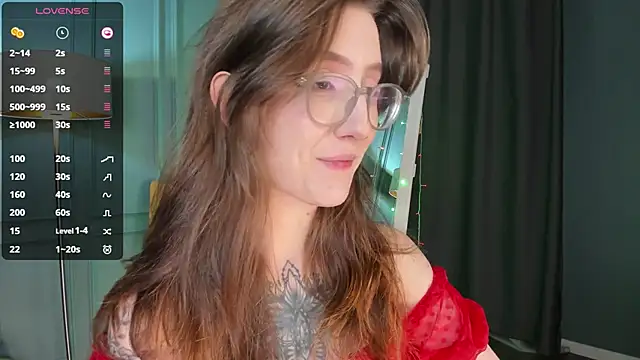 Snapshot of Lola_Missy chatting on December 20, 2024, 5:36 am Lola Missy online show from December 20, 2024, 5:36 am