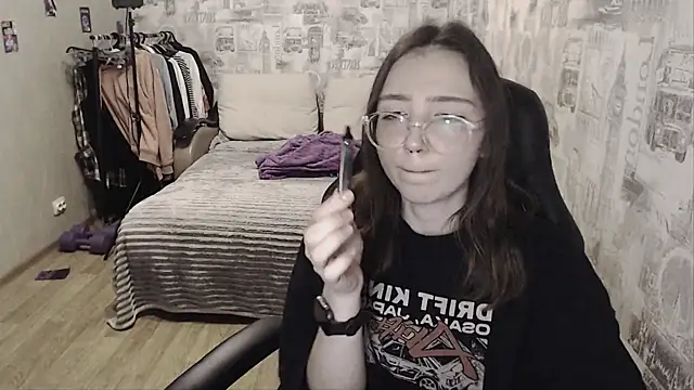 AmeliaKamishiro online show from December 20, 2024, 1:22 pm