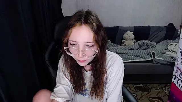 AmeliaKamishiro online show from October 5, 2025, 8:01 am