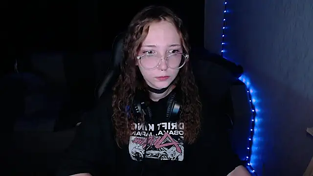 AmeliaKamishiro online show from October 7, 2025, 8:06 pm