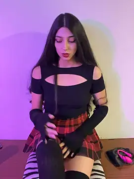 Felicia smok3 online show from February 11, 2026, 3:33 am