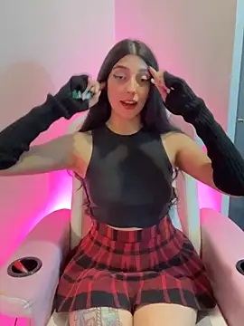 Snapshot of Felicia_smok3 chatting on April 29, 2026, 2:04 am Felicia smok3 online show from April 29, 2026, 2:04 am