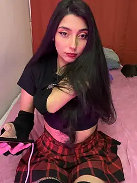 Snapshot of Felicia_smok3 chatting on July 9, 2026, 3:43 am Felicia smok3 online show from July 9, 2026, 3:43 am