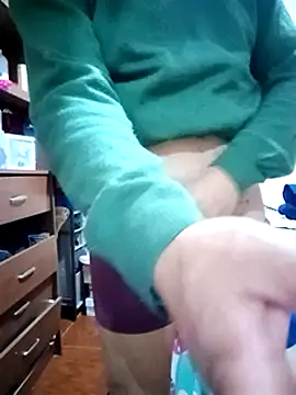 AlbertoZav online show from January 23, 2025, 3:37 am