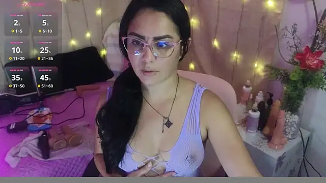 lovely trix online show from April 9, 2026, 3:28 pm