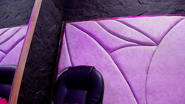 HornySlut69  online show from February 26, 2026, 5:56 pm