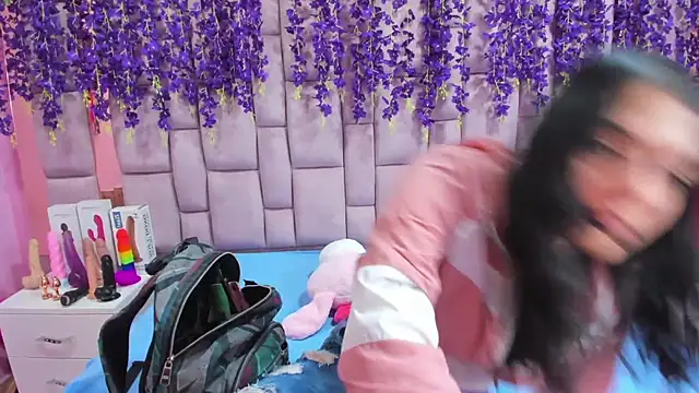 Bich Anal  online show from January 27, 2025, 1:30 pm