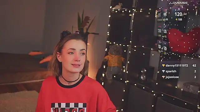 Snapshot of bananya_kitty chatting on February 11, 2025, 5:40 pm bananya kitty online show from February 11, 2025, 5:40 pm