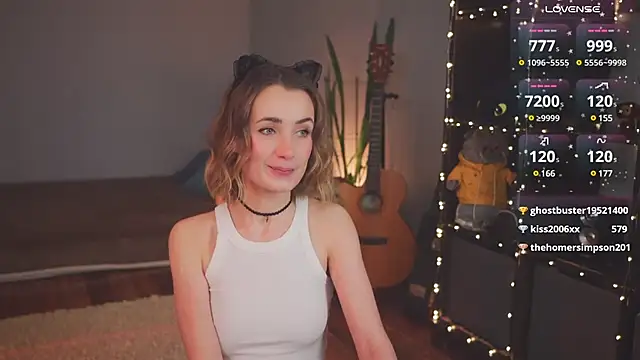 Snapshot of bananya_kitty chatting on February 23, 2025, 8:28 am bananya kitty online show from February 23, 2025, 8:28 am