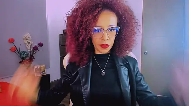 Snapshot of ScarlettMalbec chatting on March 27, 2026, 8:19 pm ScarlettMalbec online show from March 27, 2026, 8:19 pm